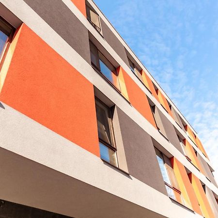 Bright 1Bdr Apartment With A Balcony Софія Екстер'єр фото