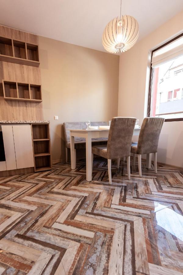 Bright 1Bdr Apartment With A Balcony Софія Екстер'єр фото