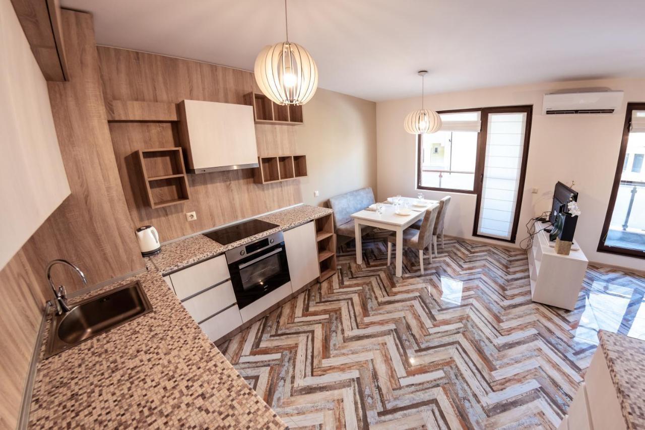 Bright 1Bdr Apartment With A Balcony Софія Екстер'єр фото